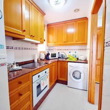 Atico Con Barbacoa Appartement Torrevieja
